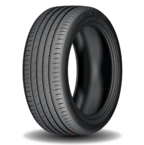 Delinte DS3 SUV tyre