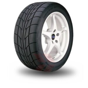 Nitto NT 555 R 275/40 R20 102V