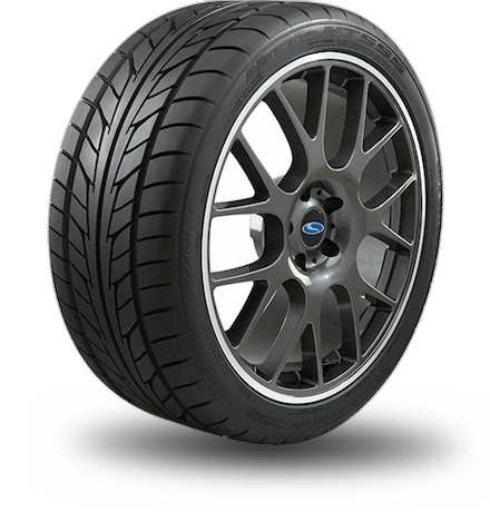 Nitto NT 555 tyre