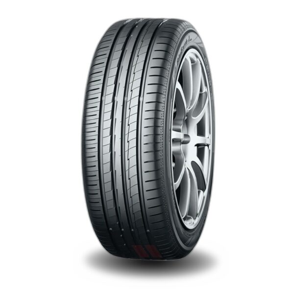 Yokohama Bluearth-gt AE51 tyre